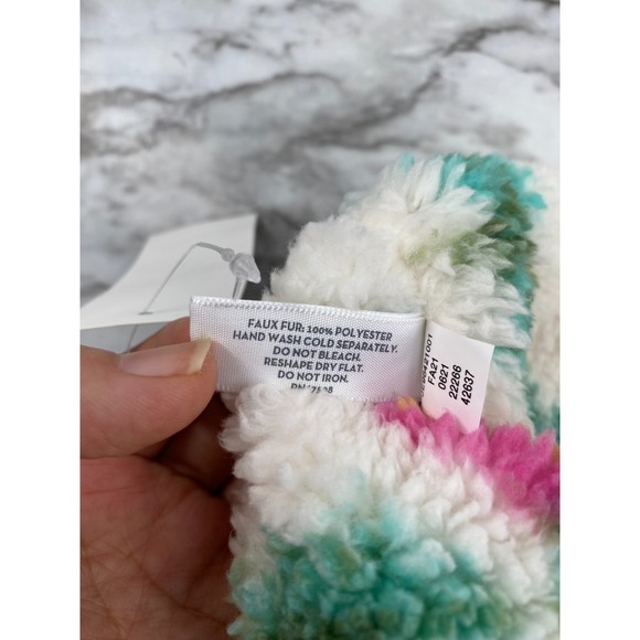 Jenni NWT Twisted Floral Print Sherpa Cowl Faux Fur Scarf White Multi OS New - Picture 6 of 7